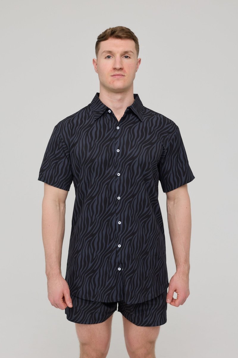 Black Tiger Men's Short Sleeve Shirt - OOSC Clothing