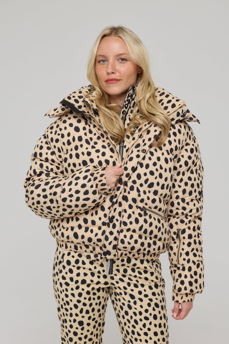 Chic Puffer Jacket - Cheetah - OOSC Clothing