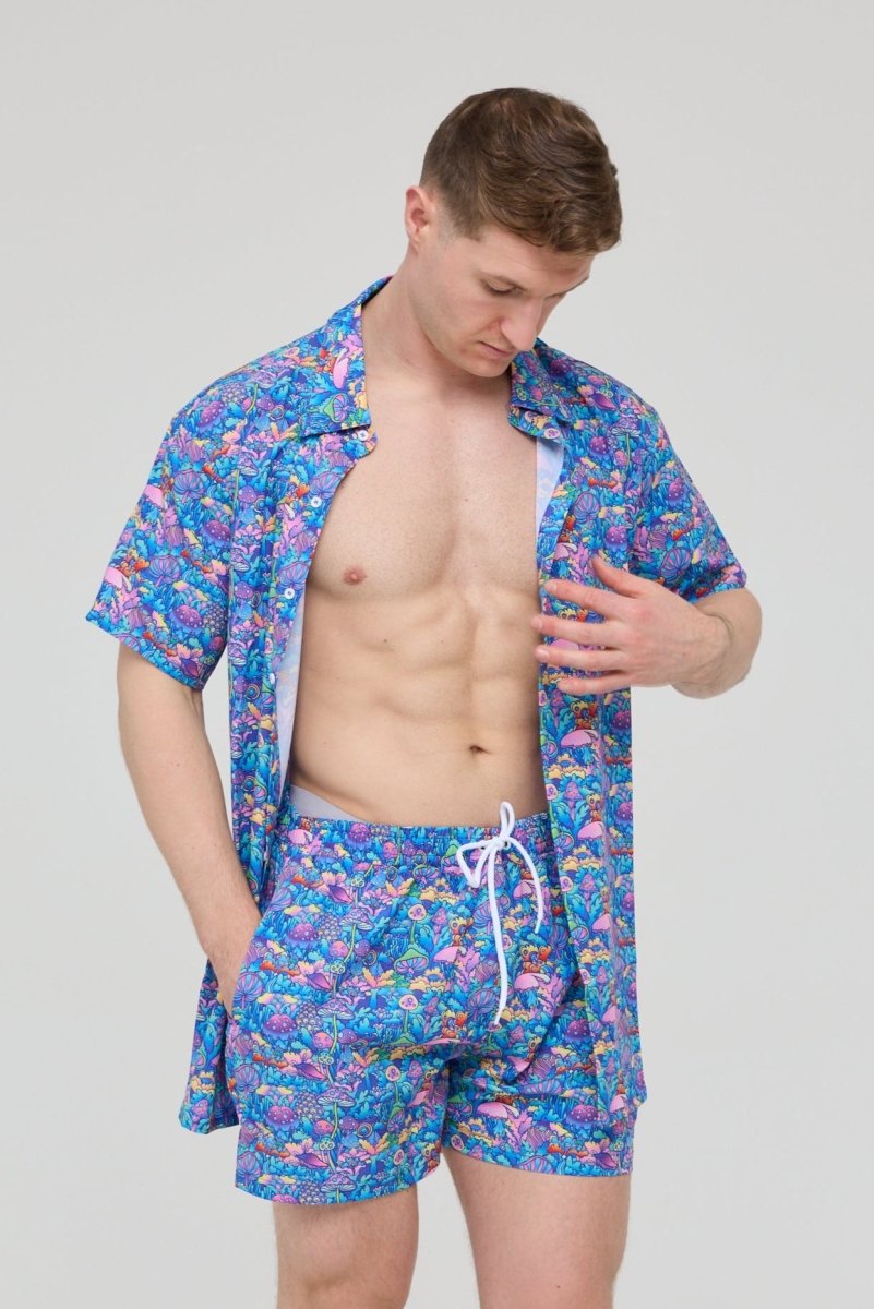 How High Men's Short Sleeve Shirt - OOSC Clothing