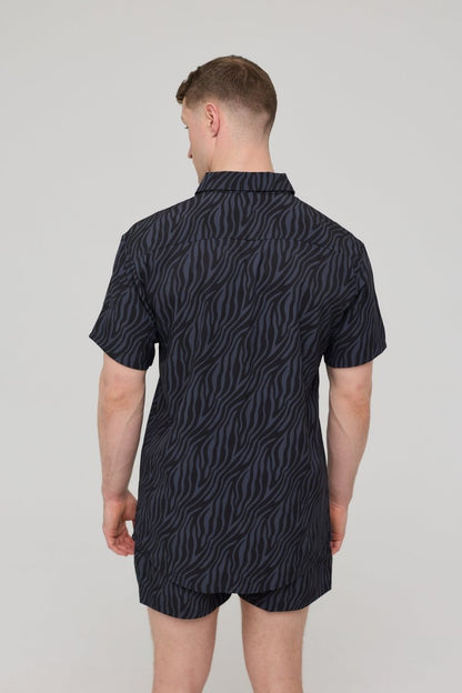 Black Tiger Men's Short Sleeve Shirt - OOSC Clothing